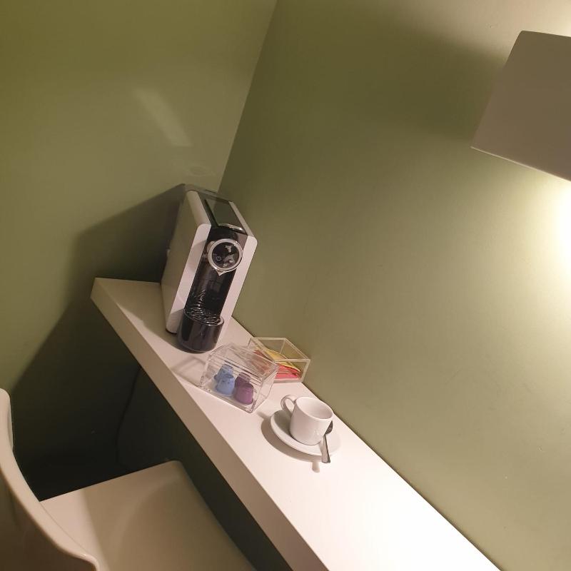 Deluxe Studio image 1