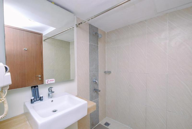Homey and Nice Studio Bogor Icon Apartment By Travelio - image 4