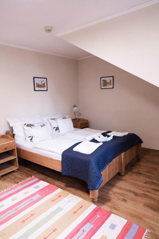 Double Room image 4