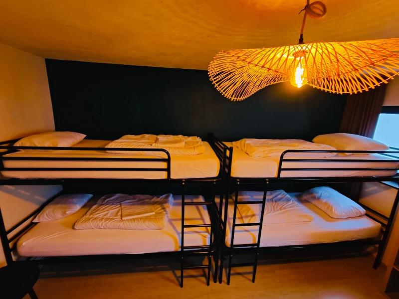 Bed in 6-Bed Mixed Dormitory Room image 4