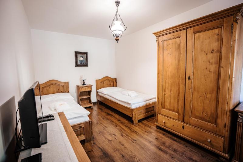 Chalet image 1