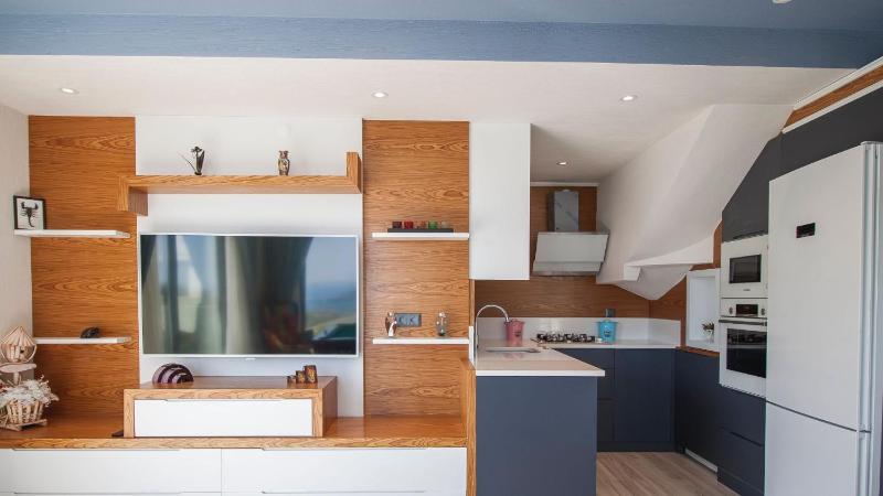 Luxury Apartment with Private Heated Pool - Wave Maker - image 26