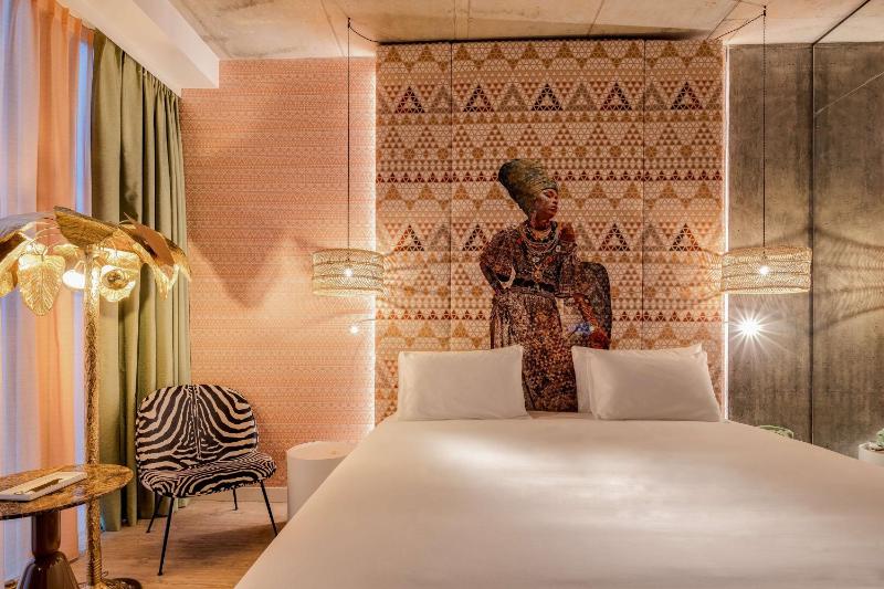  nhow Double or Twin Room image 3