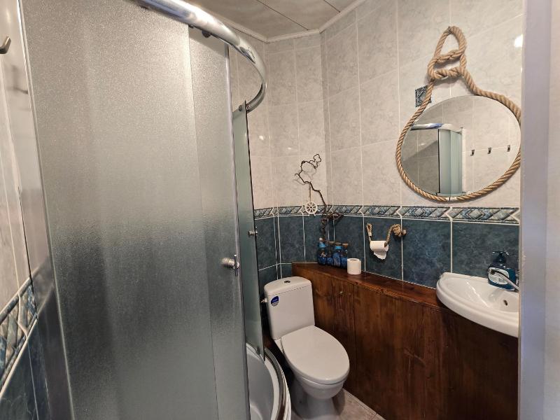 6A Meridian Apartment with sauna - image 6
