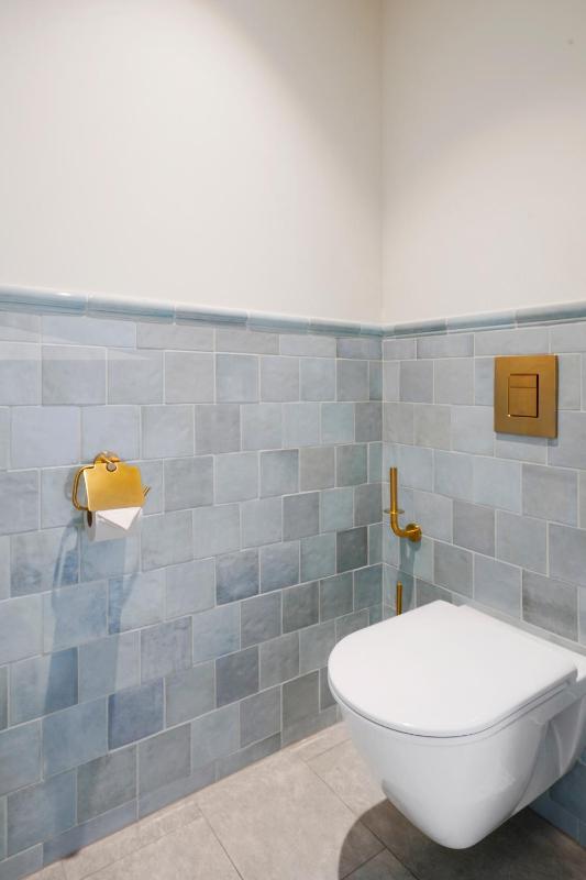 Standard Room image 2