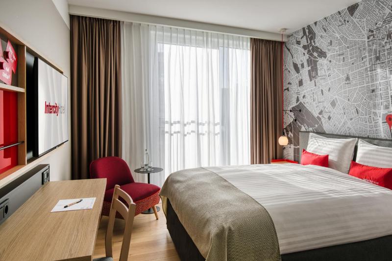 Superior Double Room image 3