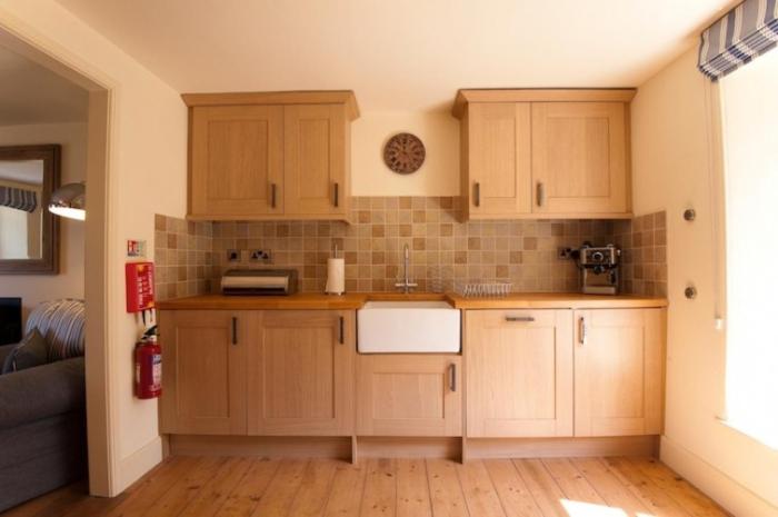Coombe Villa - image 22