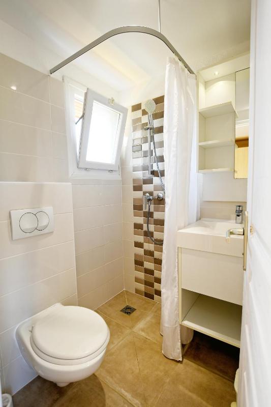 Double room without kitchen  image 1