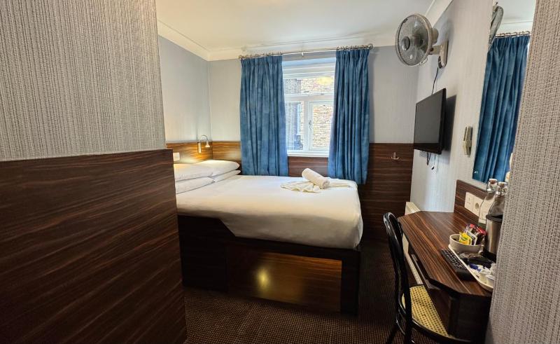 Superior Single Room image 3