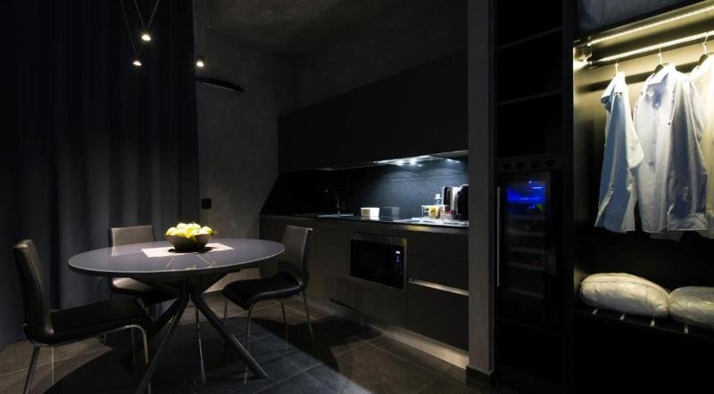 Apartment with Spa Bath image 2