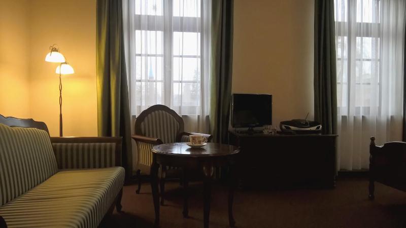 Double or Twin Room image 4