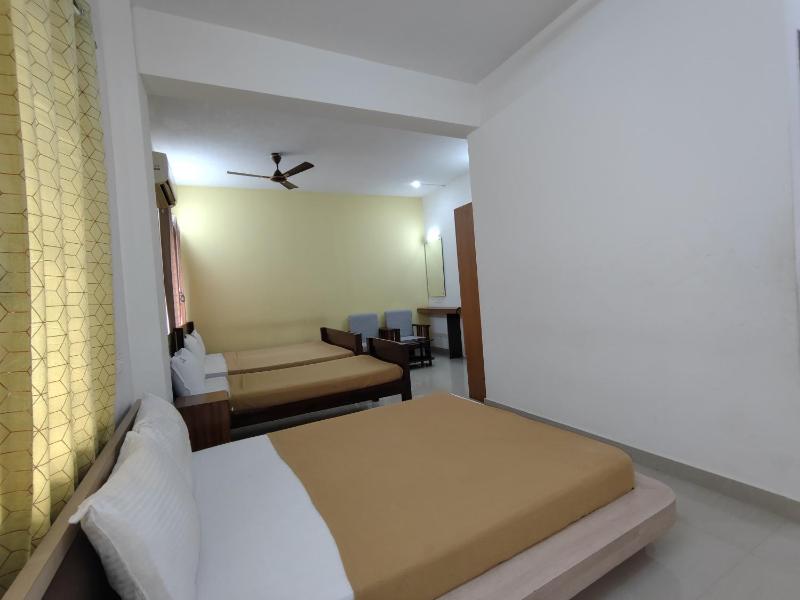 Naadi stayinn -Premium Rooms - image 12
