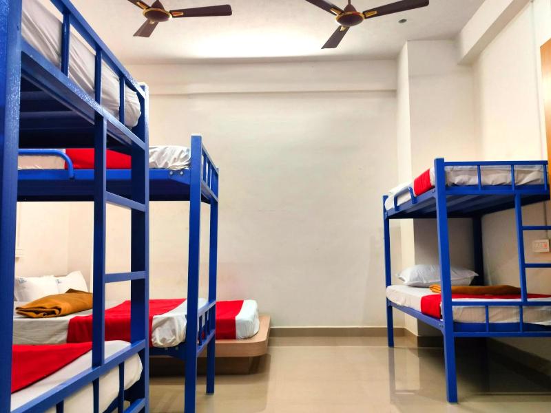 Naadi stayinn -Premium Rooms - image 15