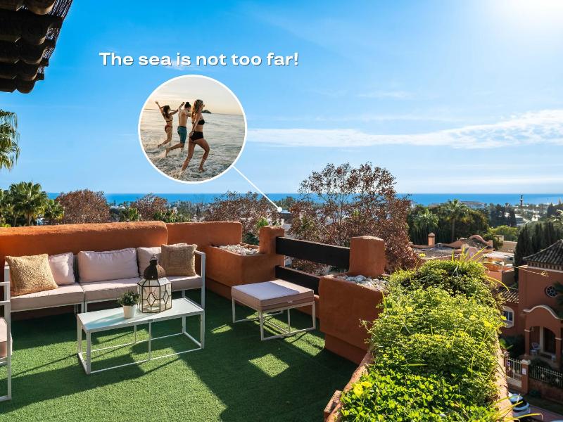 VACATION MARBELLA I La Alzambra Peaceful Hideaway with Sea views Close to Puerto Banus Large Communal Pool Luxury Renovated Interiors Sun-Drenched Terrace - image 27