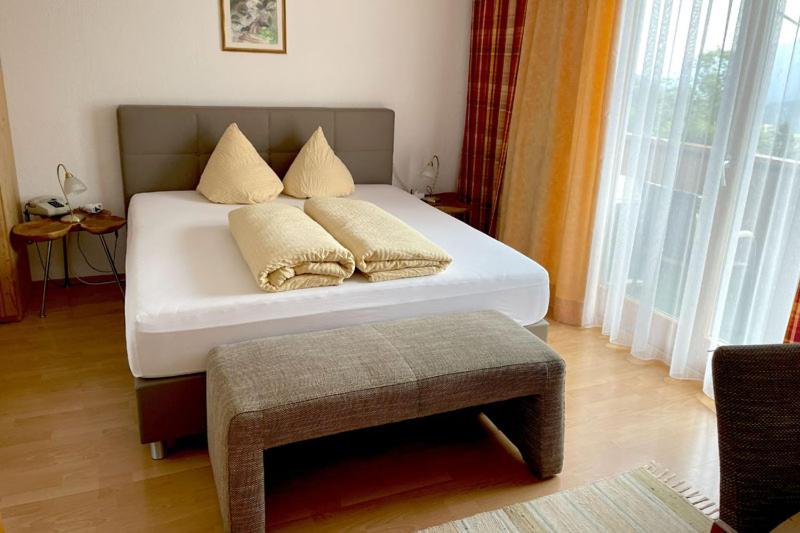 Double Room with Balcony image 1