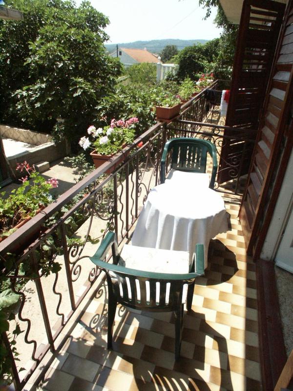 Apartment with Terrace and Sea View image 3