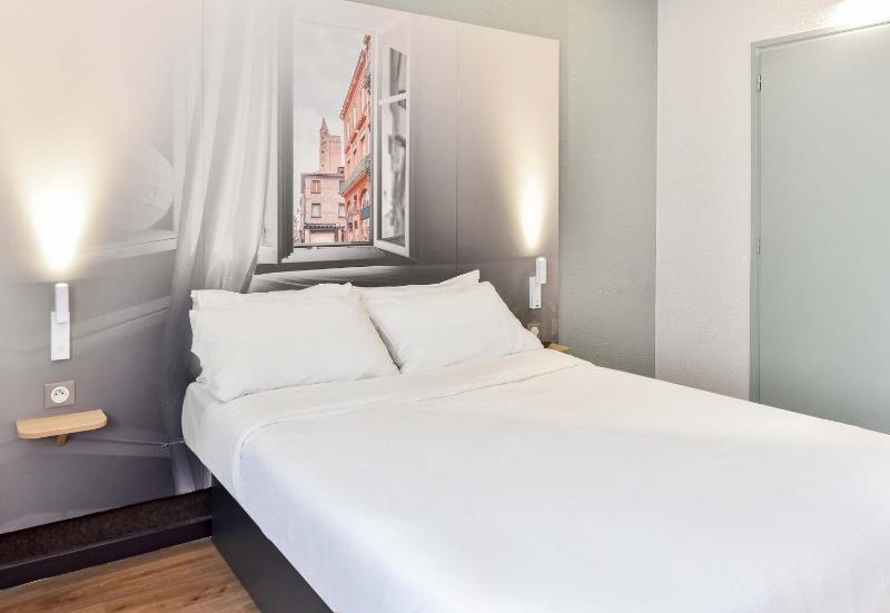 Triple Room - Disability Access image 1
