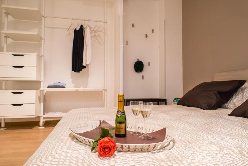 Deluxe Triple Room image 2
