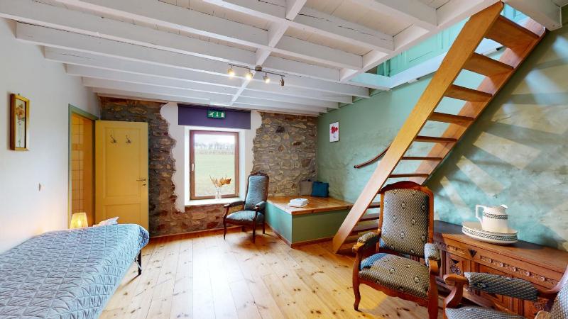 Double or Twin Room with Extra Bed image 3