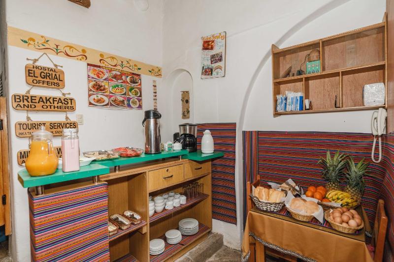 Hostal El Grial - image 12