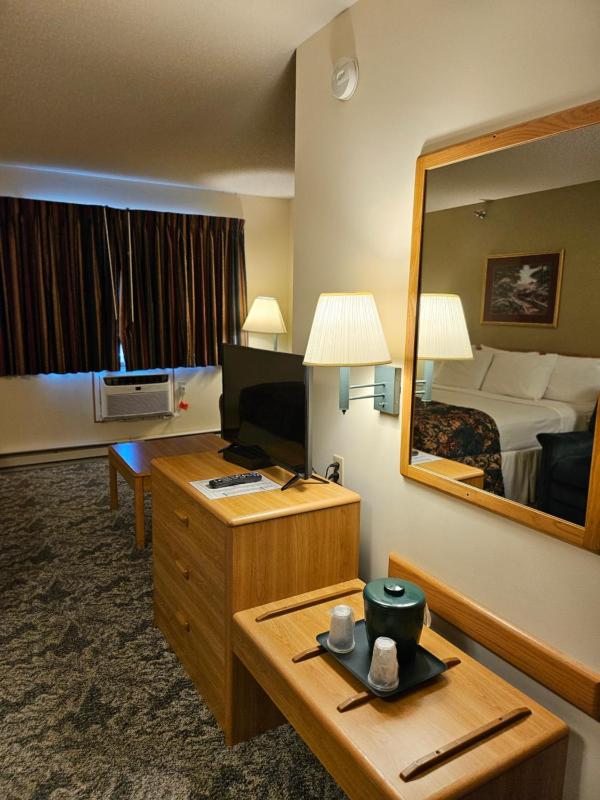 King Suite image 2