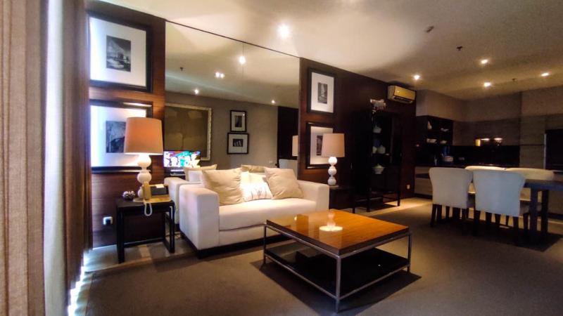 Apartment 3BR with River View in City Center at Sumatra36 Surabaya By Travelio - image 11