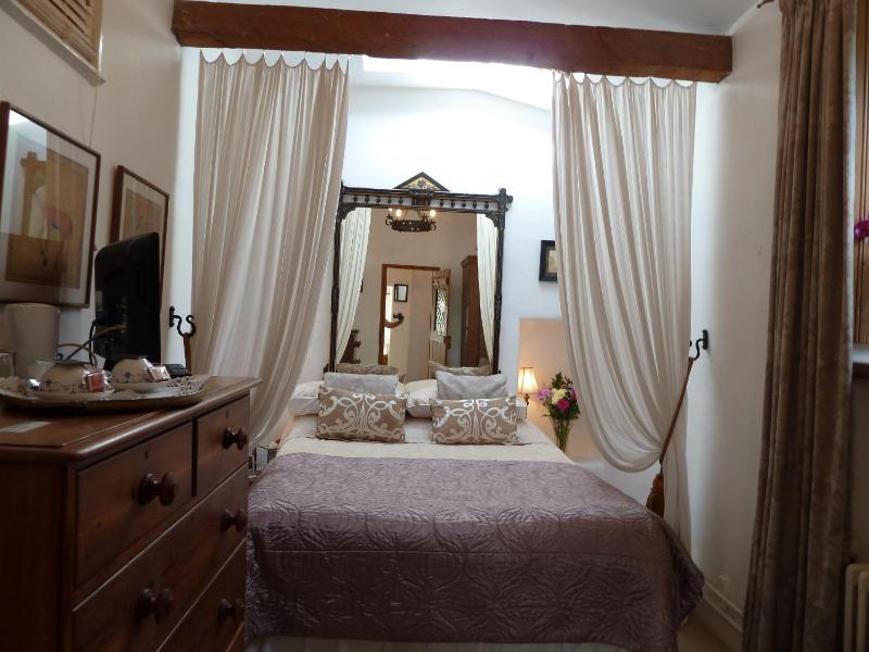 Luxury Double Room image 3