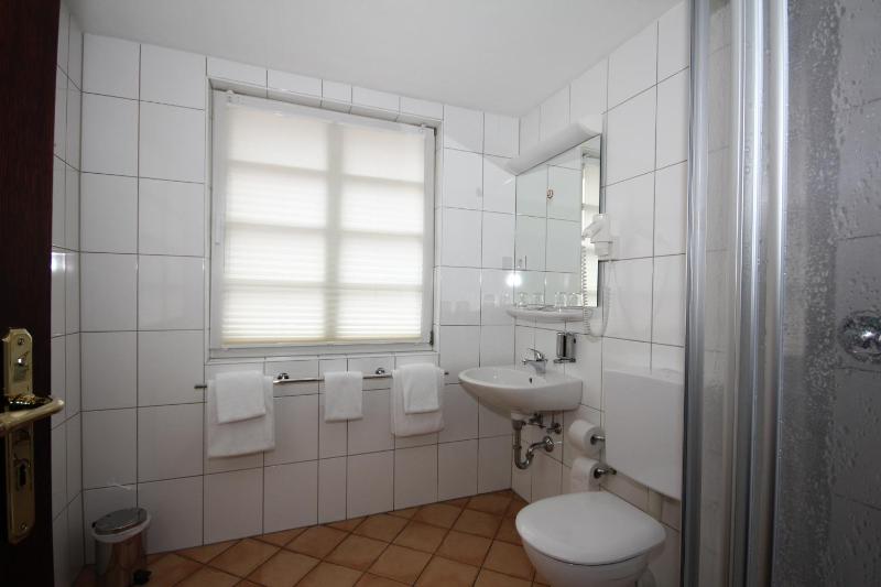 Double Room image 2