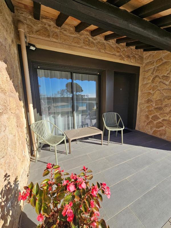 Double Room with Terrace - Ground Floor image 3