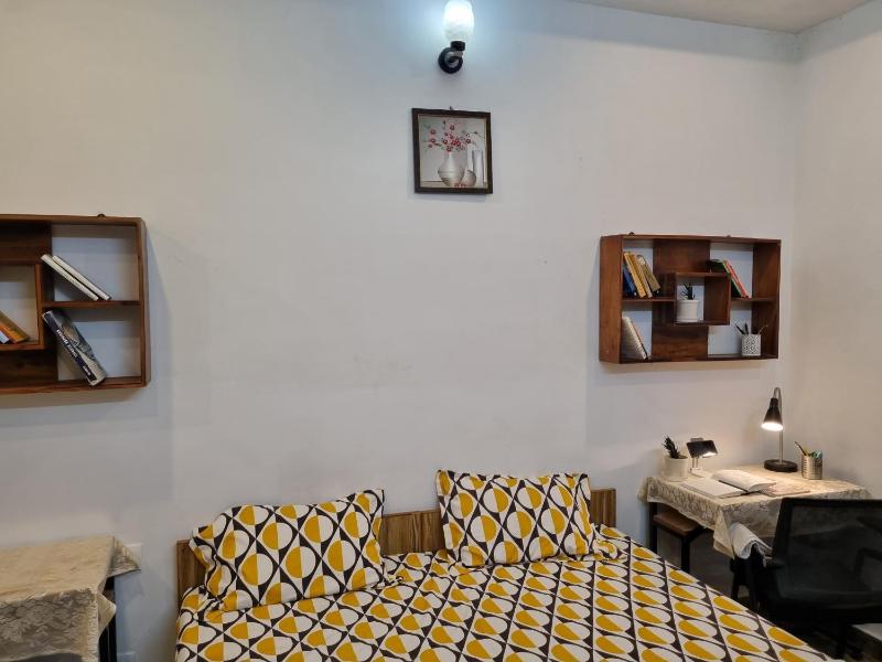 HOmeTEL-1 Bedroom Bath n kitchen Studio Apartment By Pushpanjali QLH - image 17