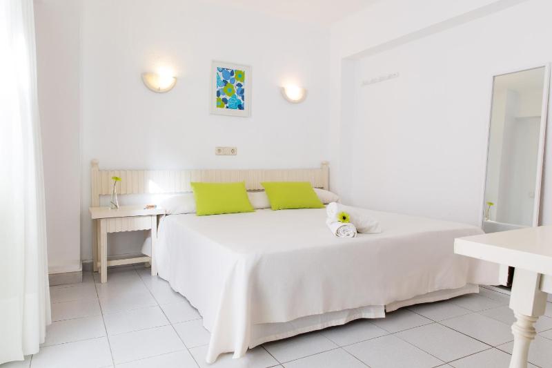 Superior Double Room with Terrace image 2