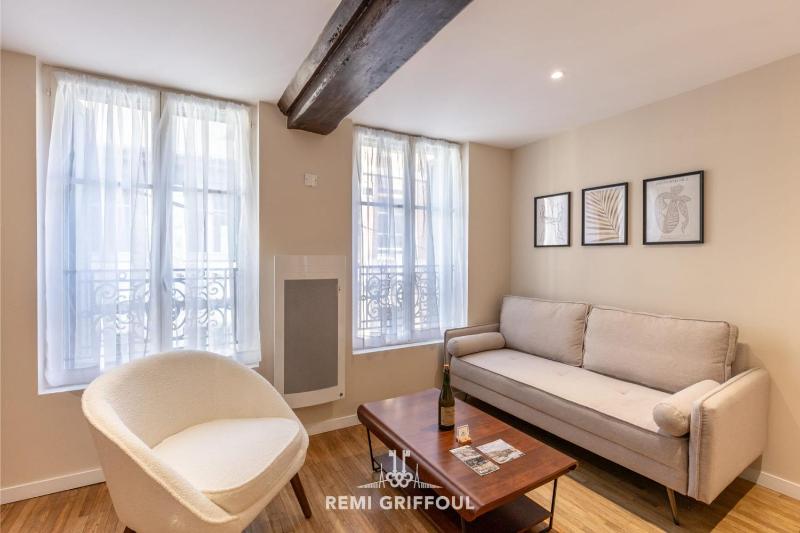 Le Bois Bleu 2nd Floor Elegance & Comfort in the Heart of Honfleur - image 15