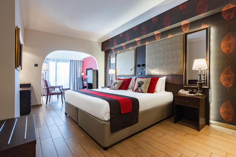 Junior Suite image 1