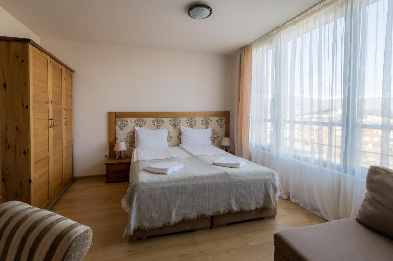Studio with Free Spa Access - Main Building image 4