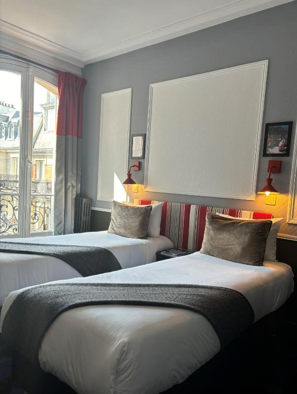 Twin Room image 1