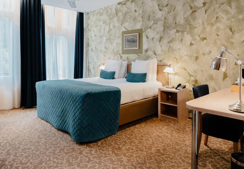 Superior Double Room image 1