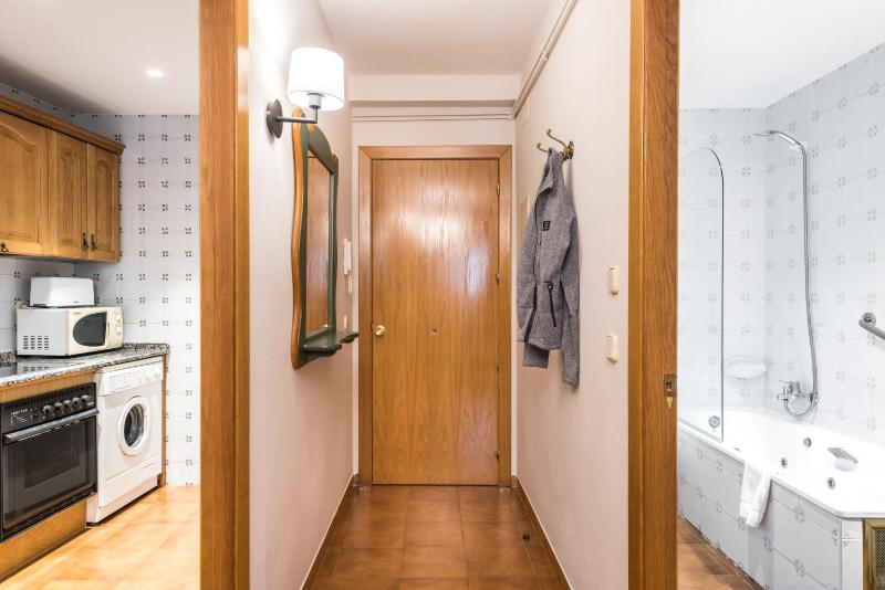 Apartment (2 Adults + 1 Child) image 3