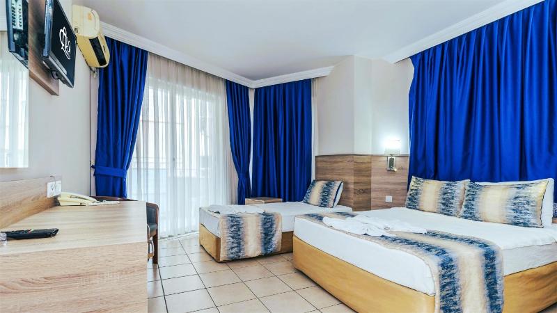 Standard Room image 4