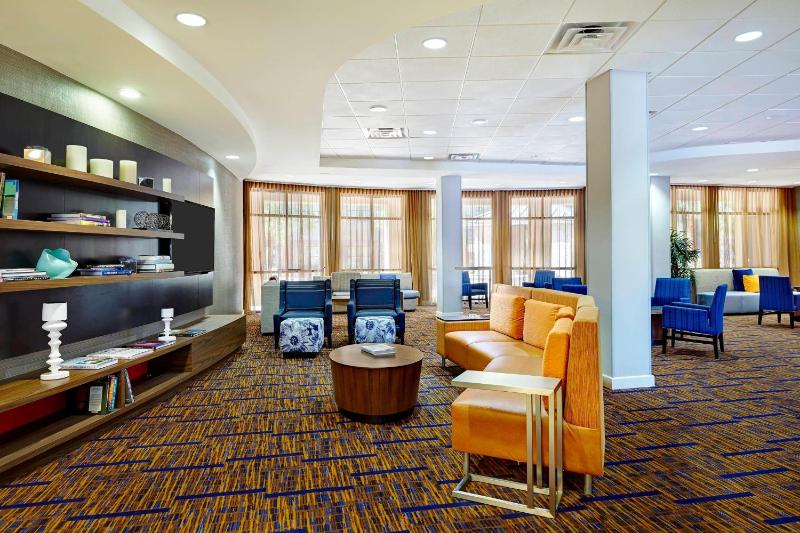 Courtyard by Marriott Phoenix North/Happy Valley - image 7