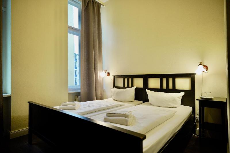 Standard Double or Twin Room image 1