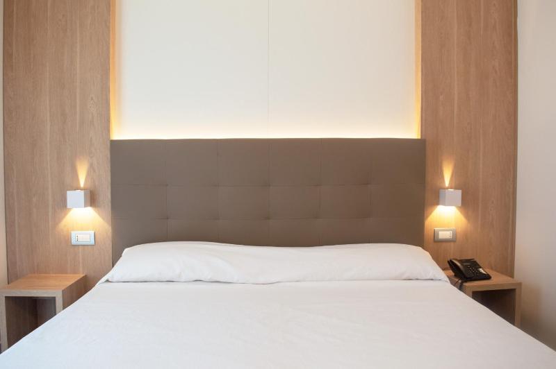 Elegance Double Room Dependance image 1