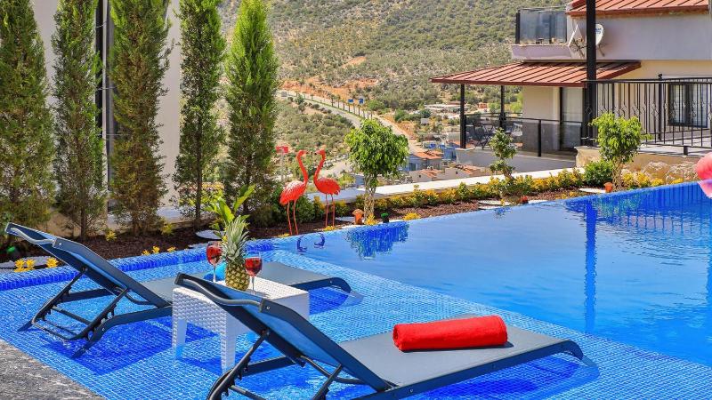 Kalkan 5 Bedroom Luxury Villa with Private Pool - image 15