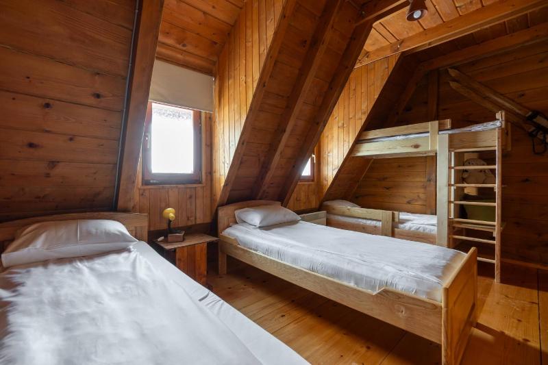 Three-Bedroom Chalet image 4
