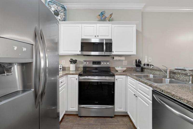 Island Royale 902 - image 32