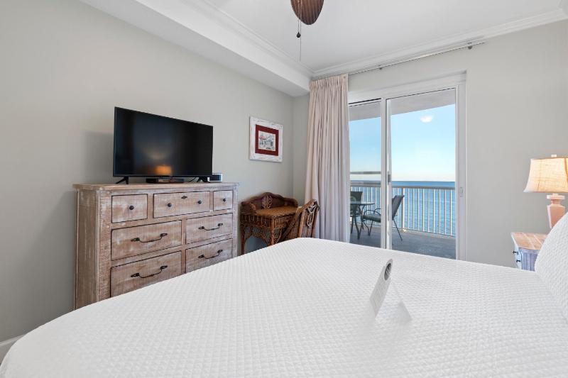 Island Royale 902 - image 7