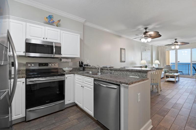 Island Royale 902 - image 24