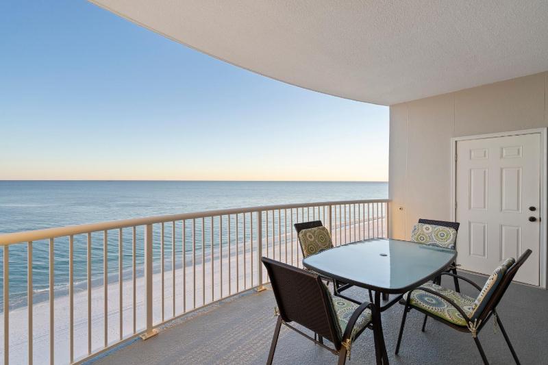 Island Royale 902 - image 21