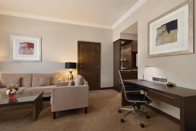 Premium King Suite - Non-Smoking image 3