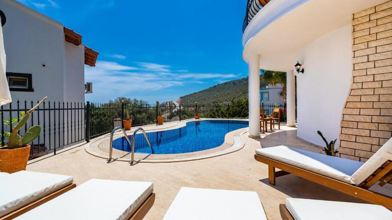 3 Bedroom Luxury Villa in Kalkan - image 13