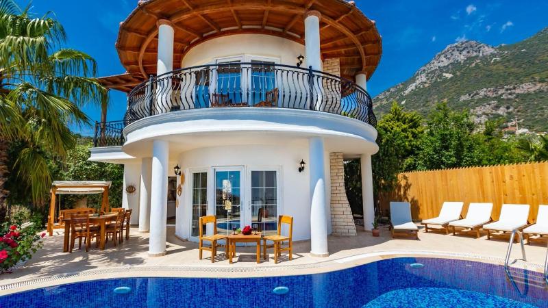3 Bedroom Luxury Villa in Kalkan - image 44